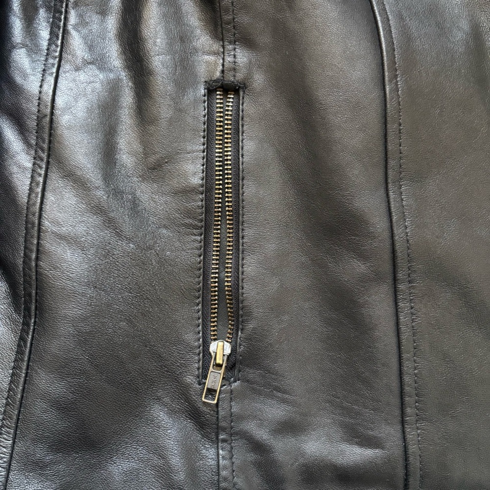 Men's Black Leather Jacket - Picture 7 of 8